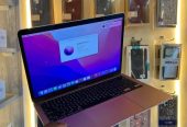 MACBOOK AIR 2020