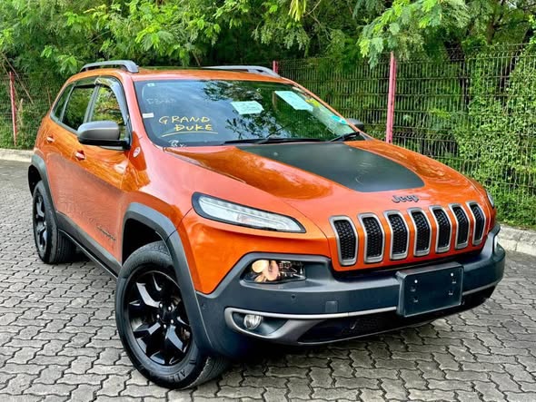 2016 JEEP CHEROKEE MANGO TANGO 🔥