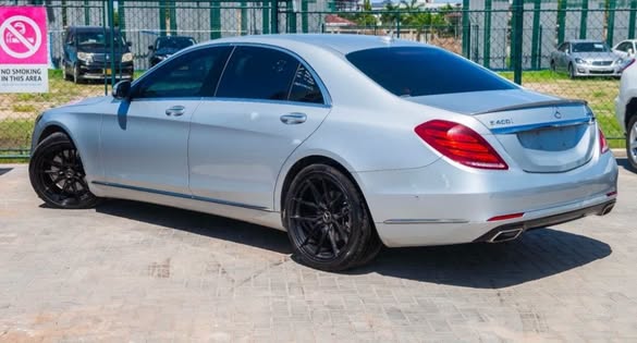 MERCEDES BENZ S400