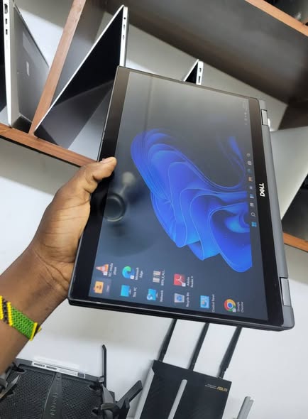 Dell Latitude 7390 x360. Touch Screen