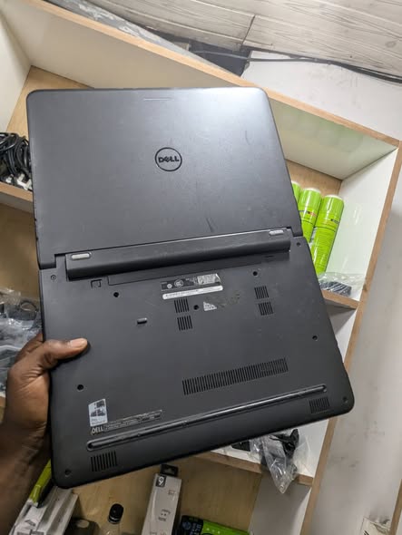 DELL LATITUDE 3340