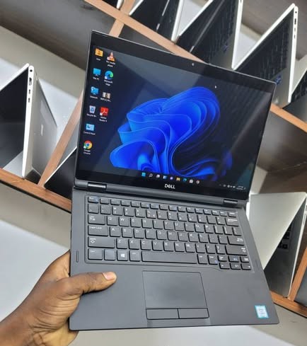 Dell Latitude 7390 x360. Touch Screen
