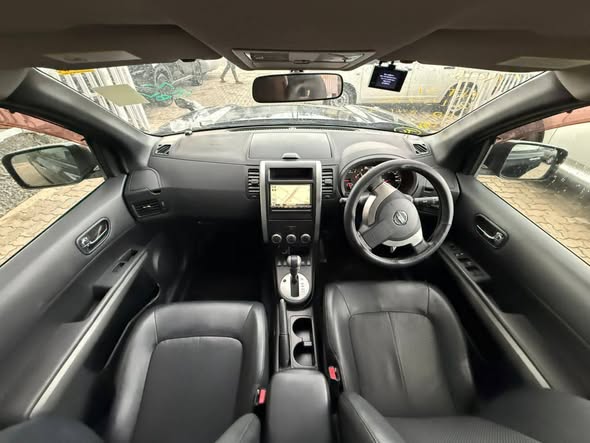 NISSAN XTRAIL. 2012 Model