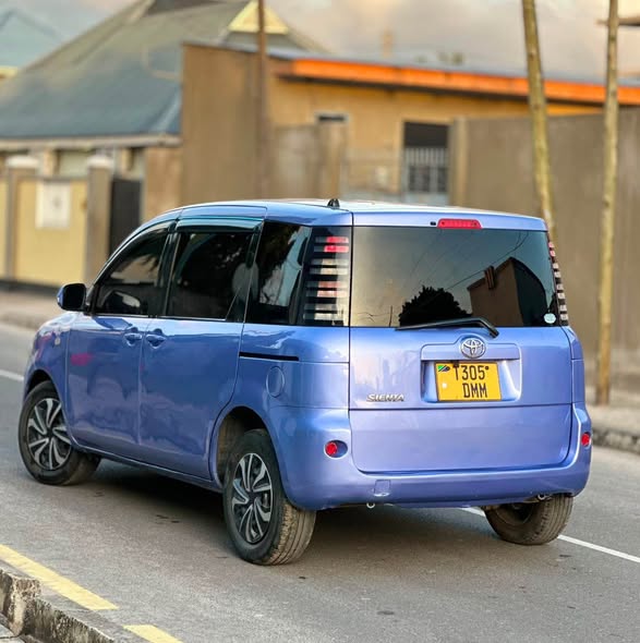 2005 TOYOTA SIENTA