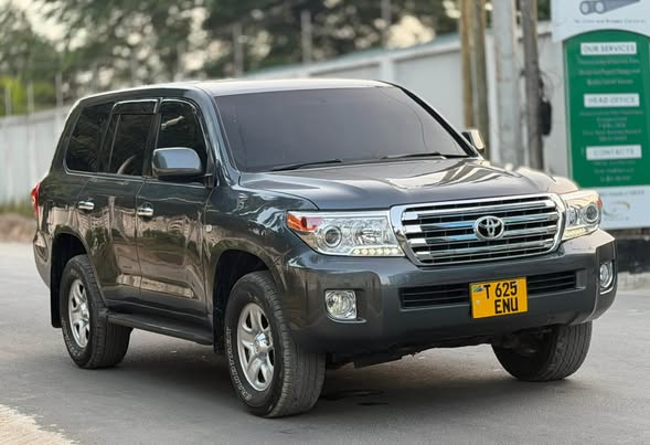 TOYOTA LAND CRUISER VX
