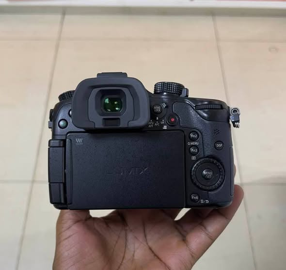 Panasonic Lumix GH4 Camera
