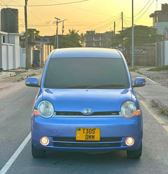 2005 TOYOTA SIENTA