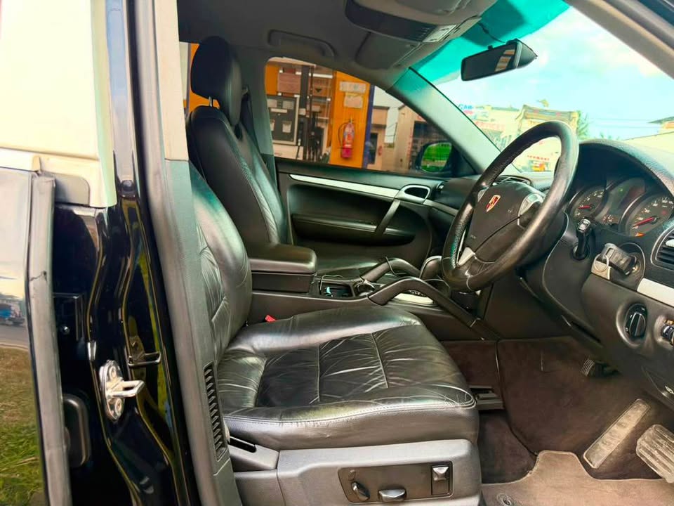 PORSCHE CAYENNE VR6