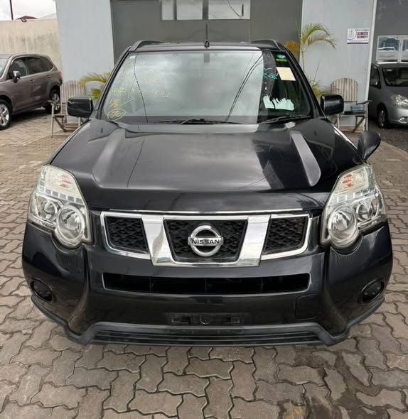 NISSAN XTRAIL. 2012 Model