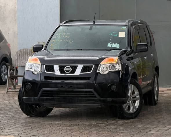 NISSAN XTRAIL. 2012 Model