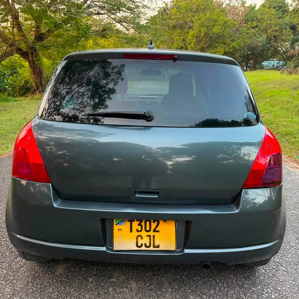 SUZUKI SWIFT🚘