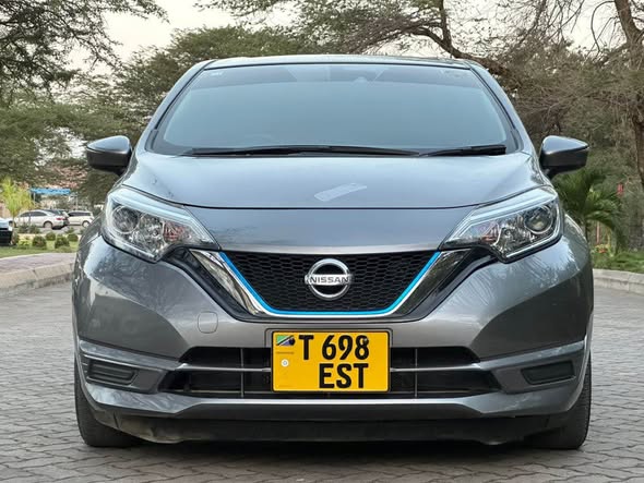 NISSAN NOTE e-POWER 2017