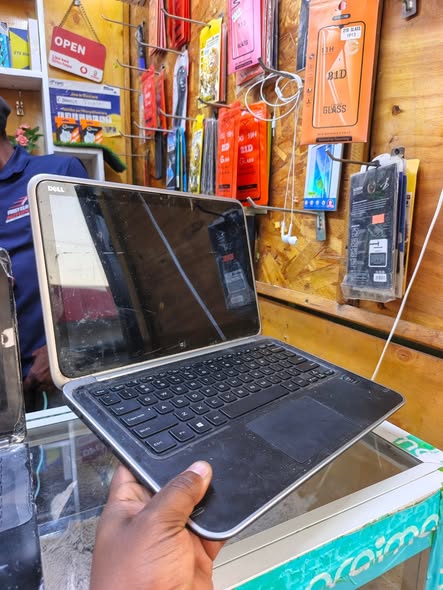 DELL XPS SSD 128GB RAM 4GB TOUCH SCREEN