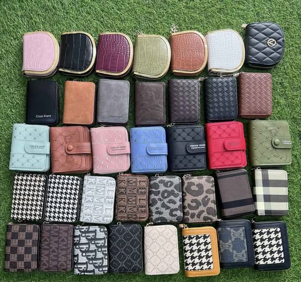 Ladies’ Wallets Available