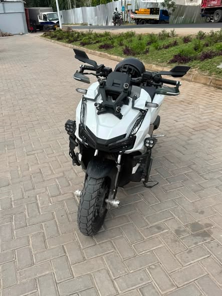 Honda adv 160 ABS 2025