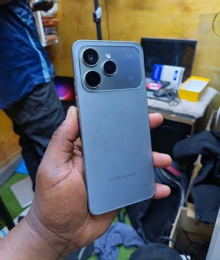 TECNO SPARK 40