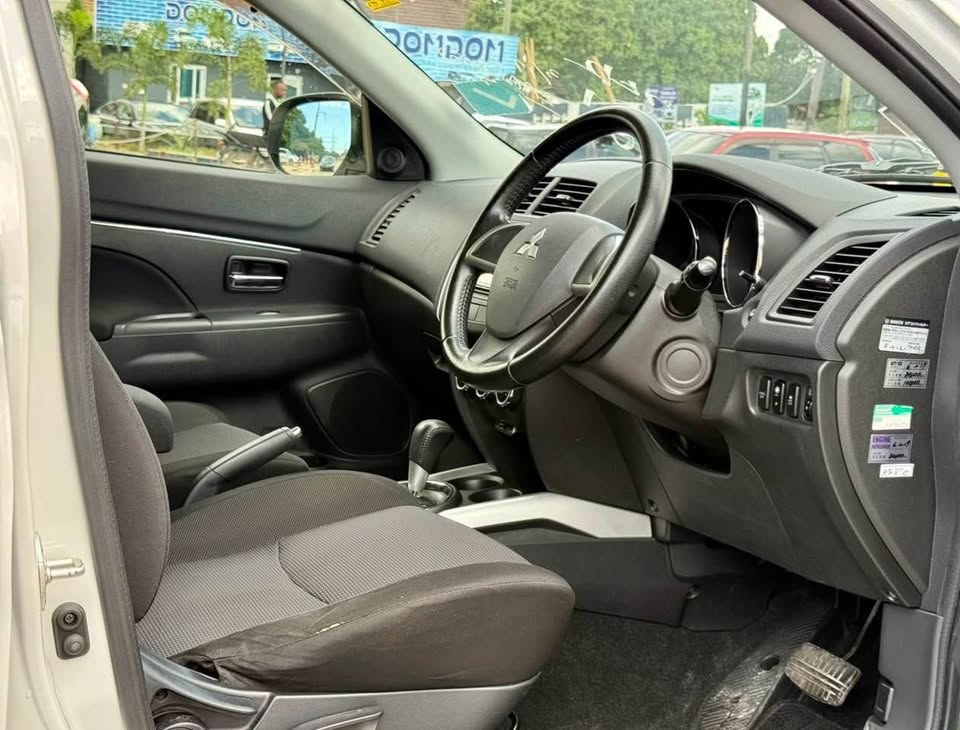 MITSUBISHI RVR ROADEST