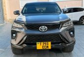 TOYOTA FORTUNER 2018