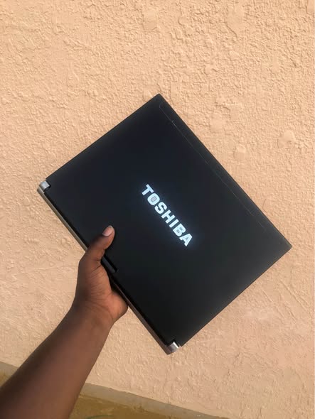 Toshiba Core i5