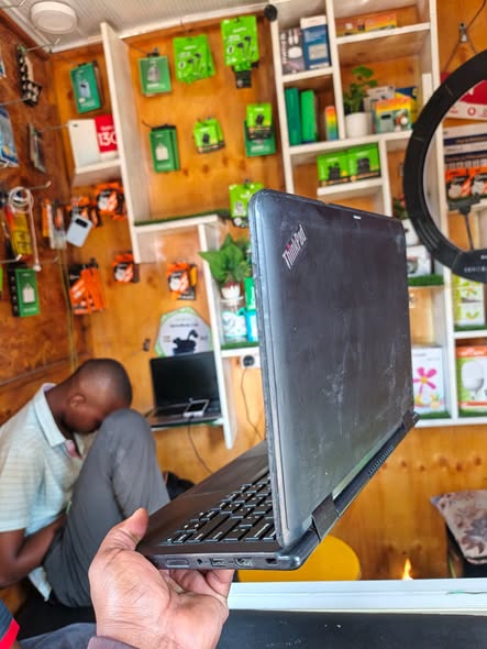 LENOVO 11E YOGA