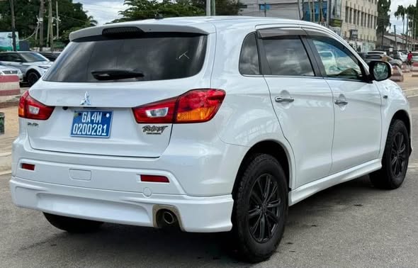 MITSUBISHI RVR ROADEST