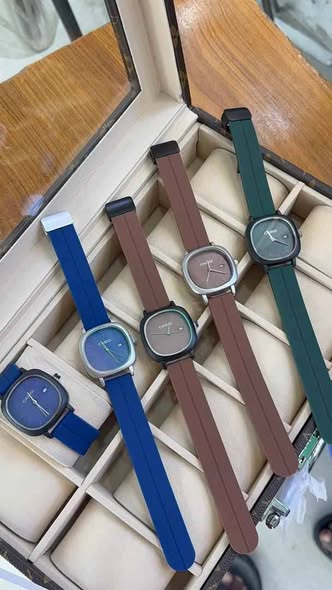 BRAND NEW CASIO WATCH