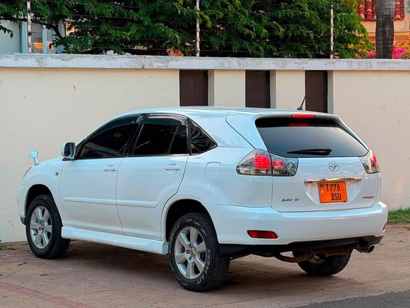 TOYOTA HARRIER 2006