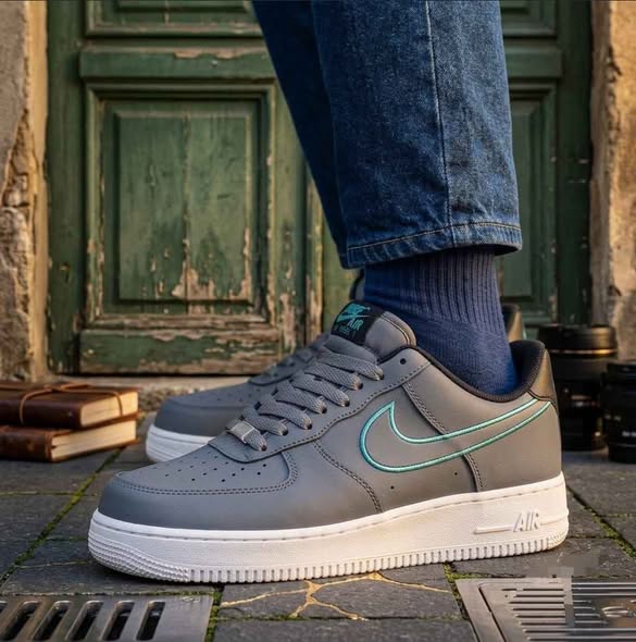 NIKE AIR FORCE