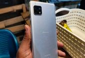 AQUOS SENSE 4