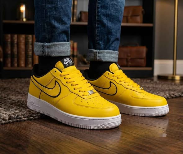 NIKE AIR FORCE