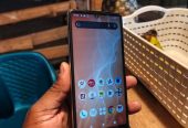 AQUOS SENSE 4