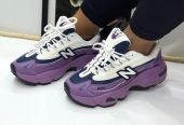 New Balance Chunky Sneakers