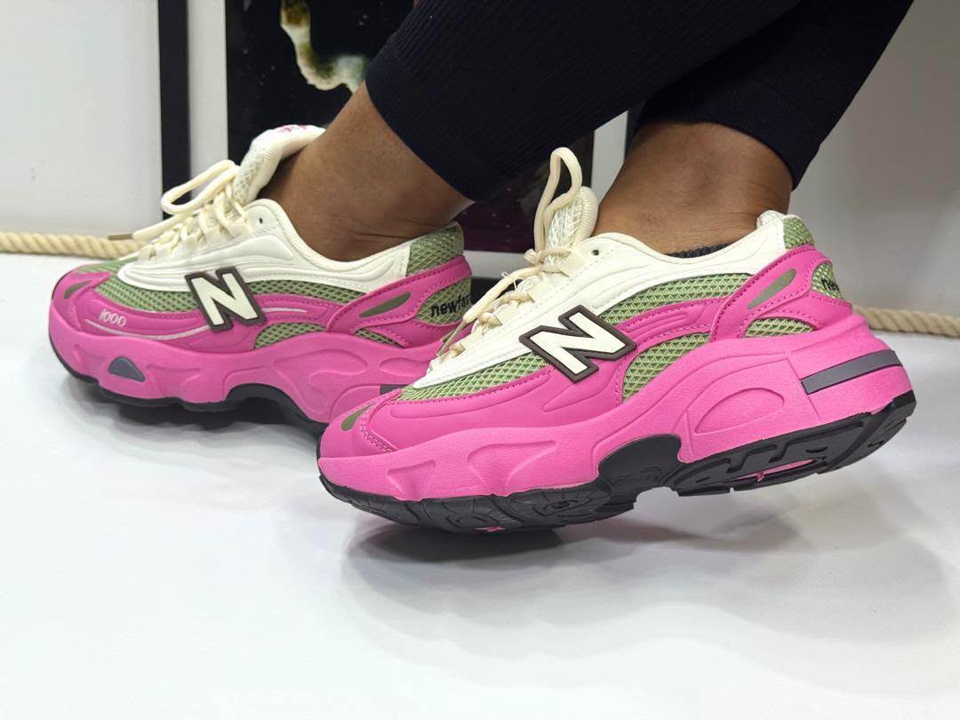 New Balance Chunky Sneakers