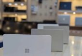 MICROSOFT SURFACE LAPTOPS SE