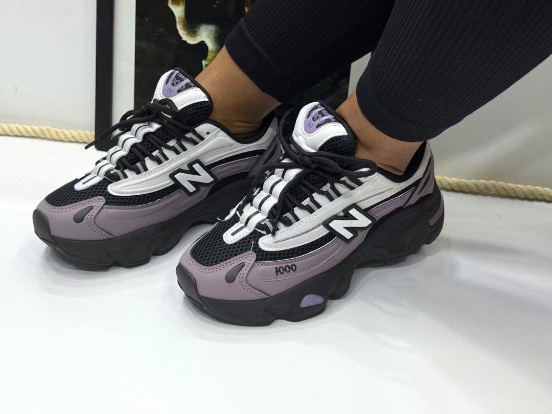 New Balance Chunky Sneakers