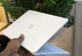 MICROSOFT SURFACE LAPTOPS SE